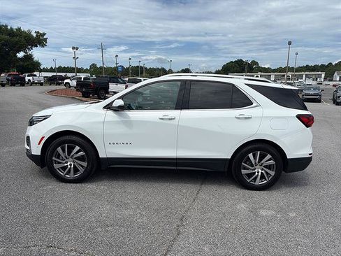 Used 2022 Chevrolet Equinox Premier AWD/4WD image 3