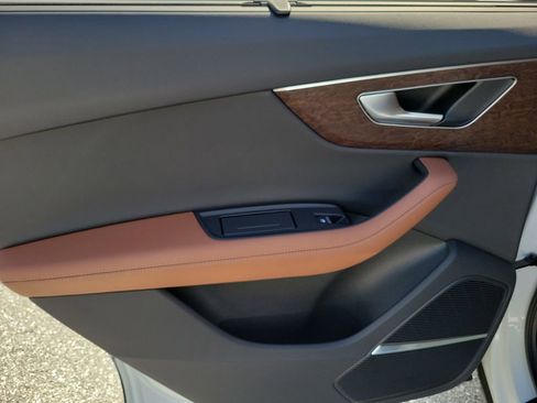 New 2026 Audi Q7 Premium Plus image 28