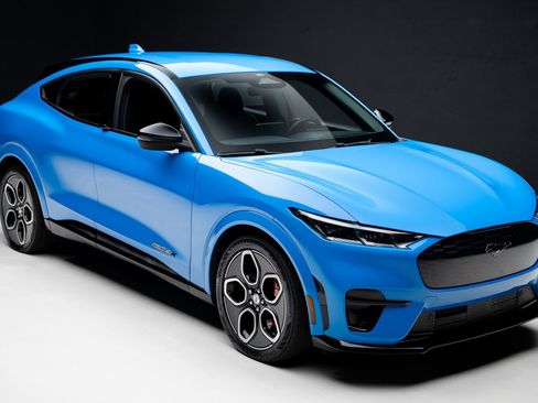 Used 2021 Ford Mustang Mach-E GT image 38