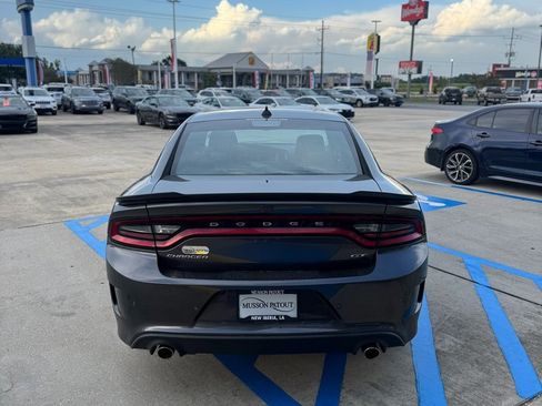 Used 2023 Dodge Charger GT image 5