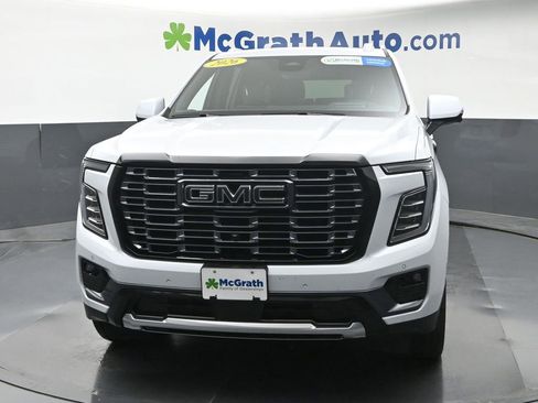 Used 2026 GMC Yukon Denali Ultimate AWD/4WD image 6