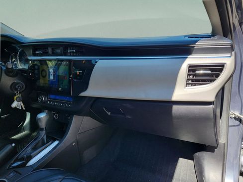 Used 2014 Toyota Corolla LE image 20