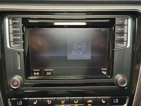 Used 2017 Volkswagen Passat 1.8T R-Line FWD image 7
