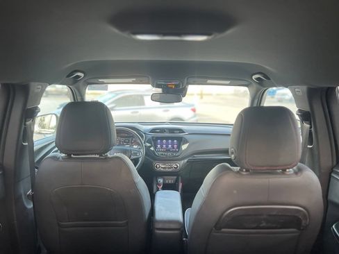 Used 2022 Chevrolet TrailBlazer RS w/ Convenience Package FWD image 21