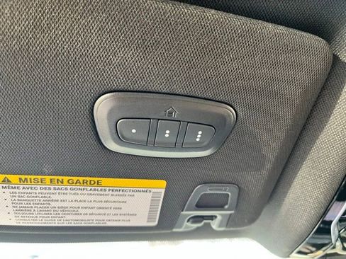 Used 2023 Jeep Grand Cherokee Overland w/ Luxury Tech Group IV image 35