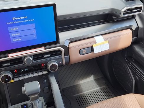 New 2026 Toyota 4Runner Limited AWD/4WD image 6