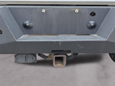 Used 2011 Ford F150 XLT w/ XLT Chrome Pkg image 29