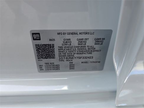 New 2025 GMC Sierra 2500 SLT w/ SLT Premium Package image 32