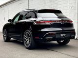 Certified 2025 Porsche Macan image 3