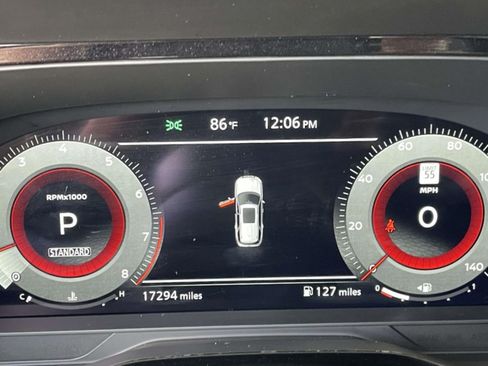 Used 2025 Nissan Pathfinder Platinum FWD image 28