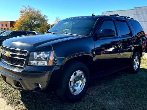 Used 2013 Chevrolet Tahoe LT AWD/4WD image 2