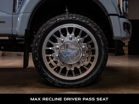 Used 2026 Ford F450 Platinum w/ Platinum Plus Package AWD/4WD image 11
