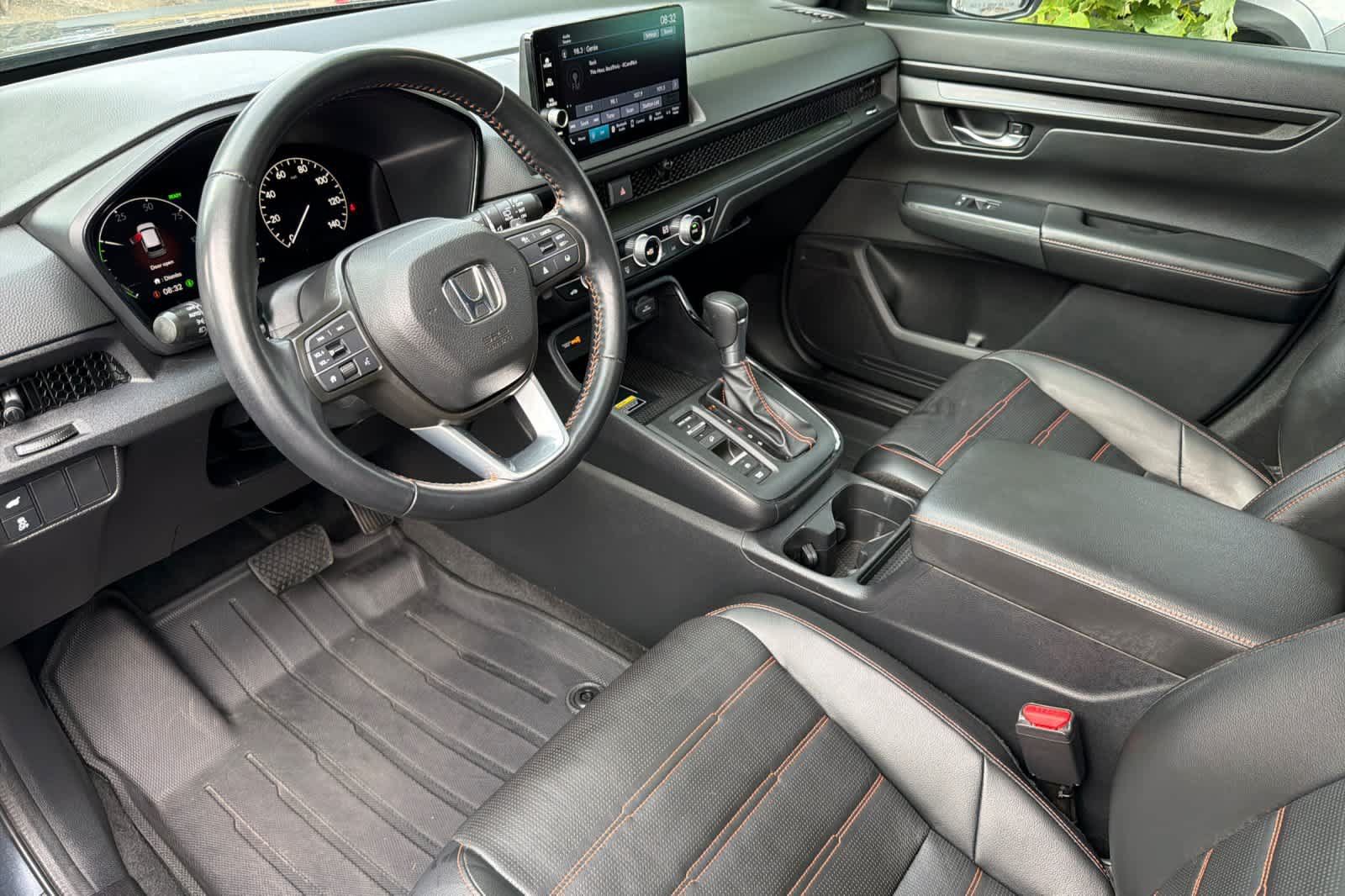 Used 2025 Honda CR-V Sport-L image 13