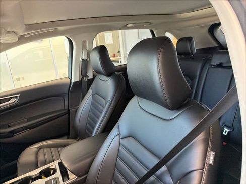 Used 2023 Ford Edge SEL w/ Convenience Package AWD/4WD image 13