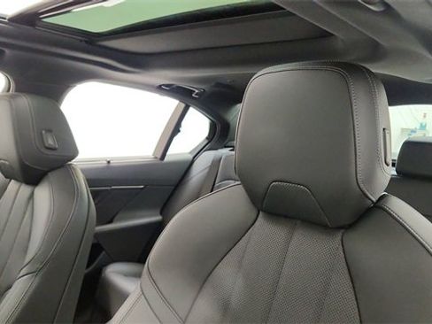 Used 2026 BMW 530i image 33