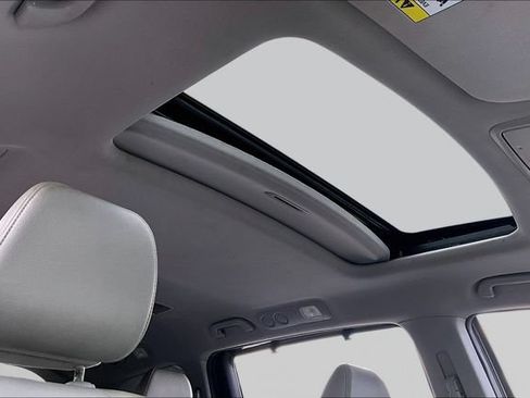 Used 2015 Honda Odyssey EX-L image 25