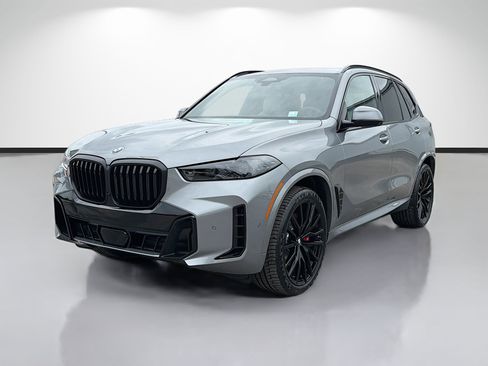 New 2026 BMW X5 xDrive40i w/ M Sport Package AWD/4WD image 7