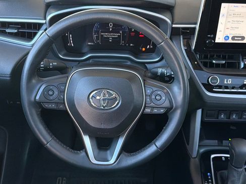 Used 2024 Toyota Corolla Cross XLE w/ Convenience Package FWD image 16