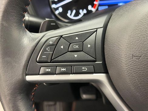 Used 2022 Nissan Altima 2.0 SR FWD image 15