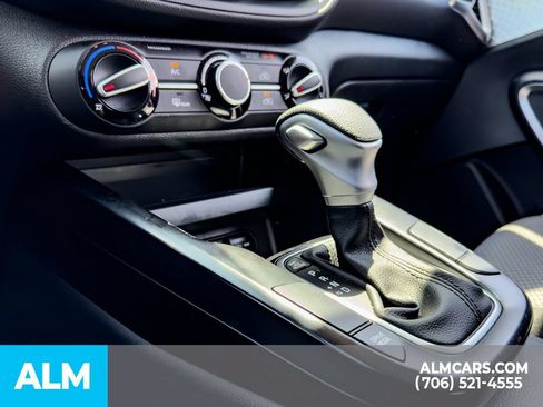 Used 2025 Kia Soul LX w/ LX Technology Package FWD image 20