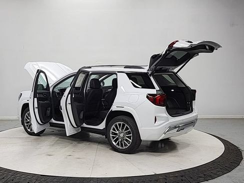 New 2026 GMC Terrain Denali AWD/4WD image 13