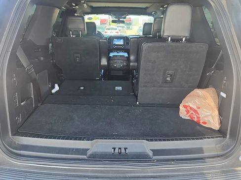 Used 2019 Ford Expedition Limited w/ Equipment Group 303A AWD/4WD image 13