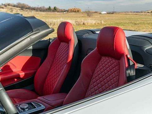 Used 2018 Audi R8 V10 image 35