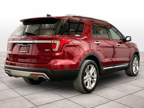 Used 2016 Ford Explorer Limited w/ Equipment Group 301A AWD/4WD image 12