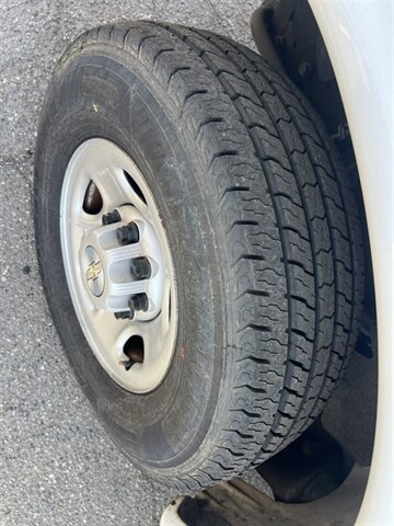 Used 2021 Chevrolet Express 2500 w/ Driver Convenience Package RWD image 22