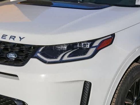 New 2024 Land Rover Discovery Sport S image 10