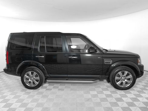 Used 2016 Land Rover LR4 HSE image 4