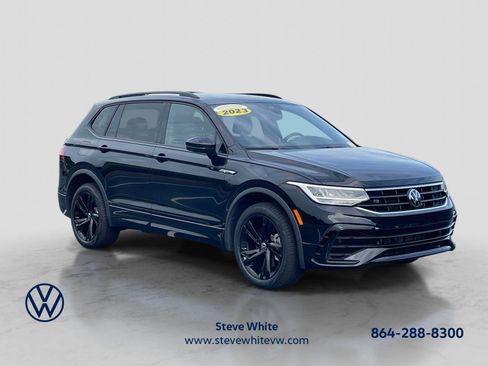 Used 2023 Volkswagen Tiguan SE R-Line FWD image 1