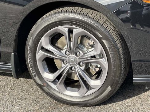 Certified 2025 Honda Accord EX-L image 5