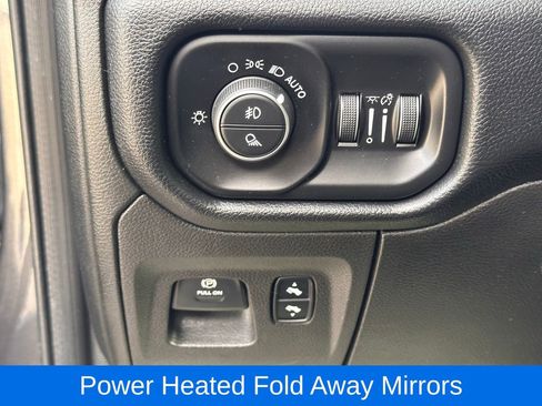 Used 2019 RAM 1500 Big Horn image 22