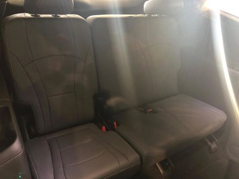 Used 2023 Buick Enclave Essence w/ Trailering Package, 5000 lbs. image 17