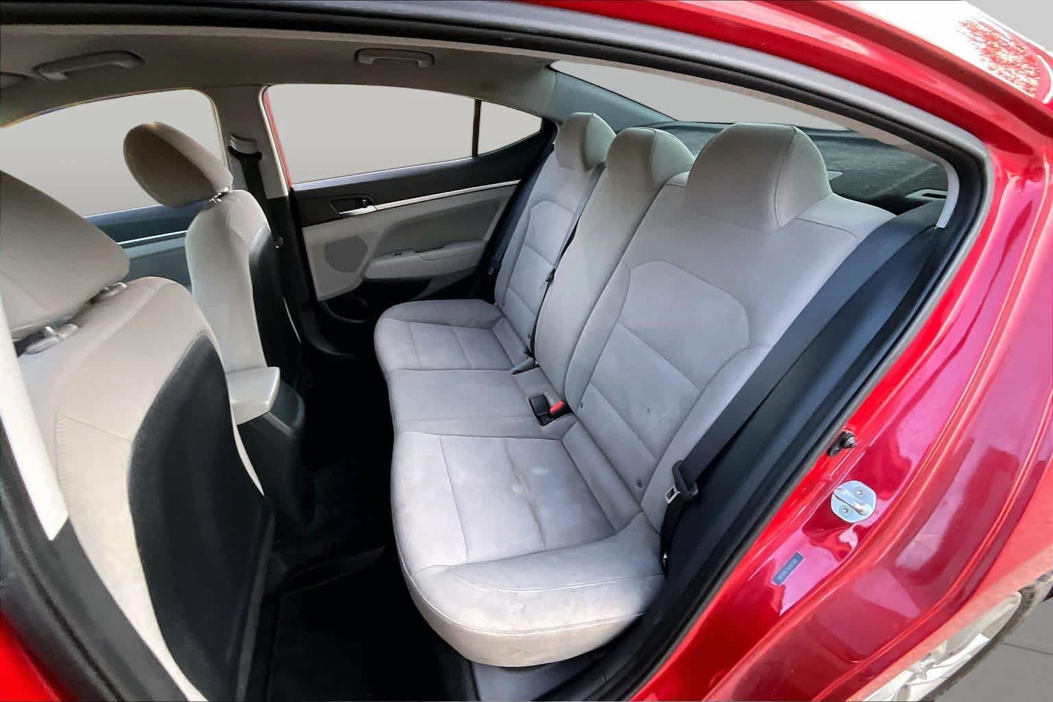 Used 2020 Hyundai Elantra SEL FWD image 20