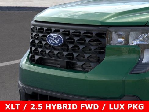 New 2025 Ford Maverick XLT w/ XLT Luxury Package image 18