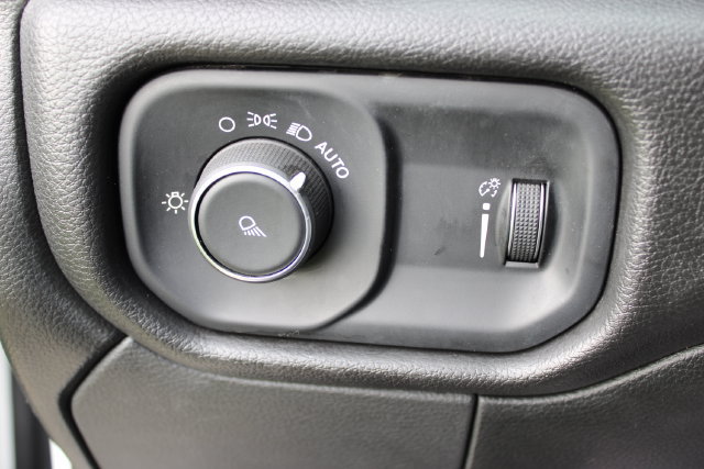 Used 2024 RAM 3500 Tradesman AWD/4WD image 17
