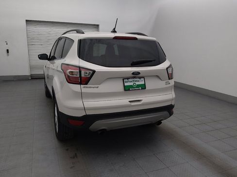 Used 2018 Ford Escape SEL image 6