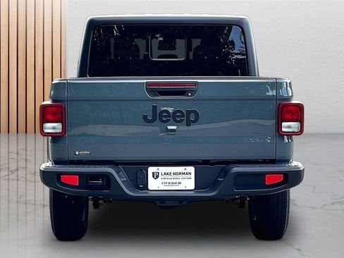 New 2026 Jeep Gladiator Sport AWD/4WD image 8