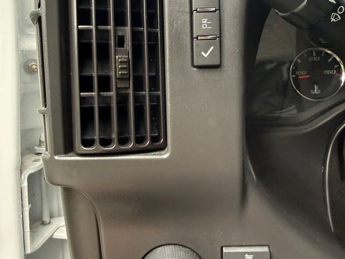 Used 2024 Chevrolet Express 3500 LT w/ LT Preferred Equipment Group RWD image 15