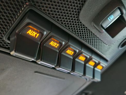 Used 2017 Ford F150 Raptor w/ Equipment Group 802A Luxury image 56