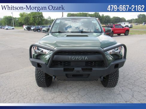 Used 2022 Toyota 4Runner TRD Off-Road Premium w/ Moonroof Package AWD/4WD image 26