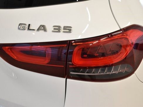 Used 2022 Mercedes-Benz GLA 35 AMG 4MATIC image 12