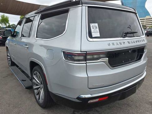 Used 2023 Jeep Grand Wagoneer Series II image 6