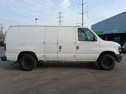 Used 2008 Ford E-150 and Econoline 150 RWD image 5
