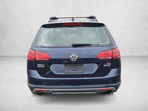 Used 2017 Volkswagen Golf Alltrack SE AWD/4WD image 5