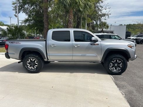 Used 2019 Toyota Tacoma TRD Off-Road RWD image 3