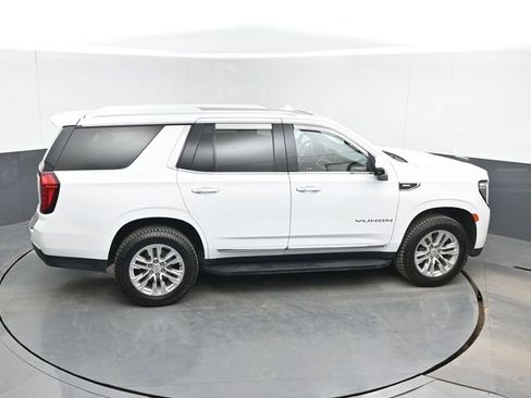 Used 2022 GMC Yukon SLT w/ SLT Premium Package image 45