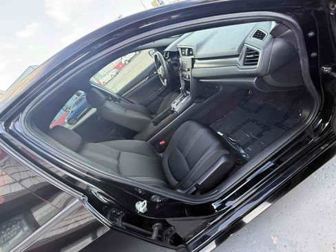 Used 2018 Honda Civic Sport image 42